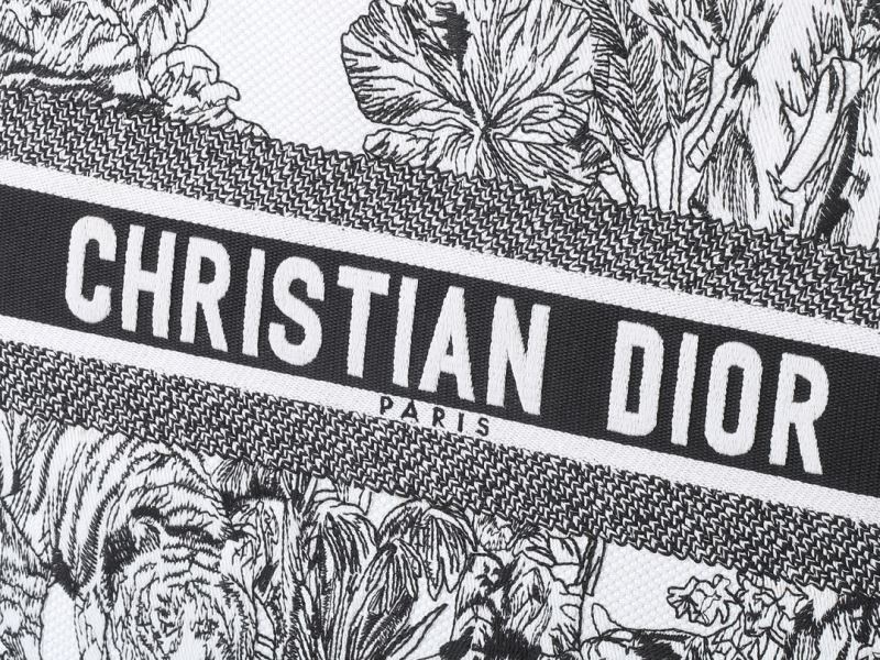 Christian Dior Shopping Bags